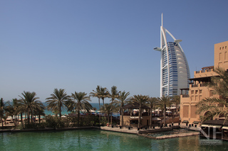 Dubai - Souk Madinat mit Burj Al Arab